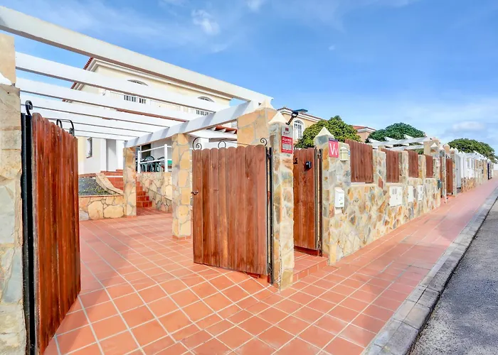 Greenside Retreat * Antigua